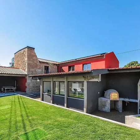 Holiday home Mit Viel Platz Und Pool In Cova Gemeses