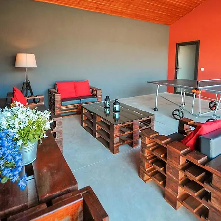 Holiday home Mit Viel Platz Und Pool In Cova Gemeses